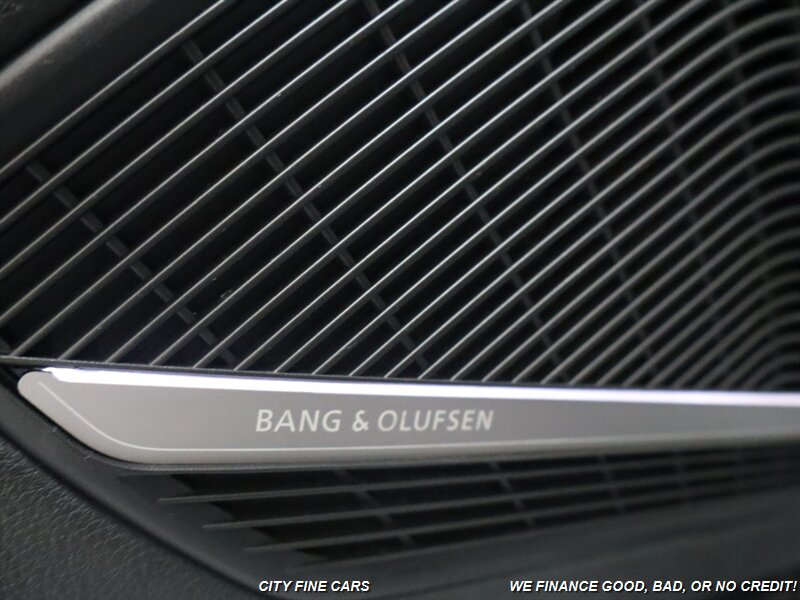 2017 Audi A4 2.0T quattro Premium Plus - Photo 25 - Panorama City, CA 91402