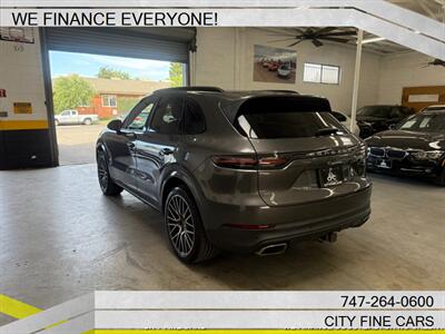 2020 Porsche Cayenne   - Photo 7 - Panorama City, CA 91402