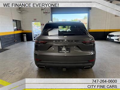 2020 Porsche Cayenne   - Photo 8 - Panorama City, CA 91402