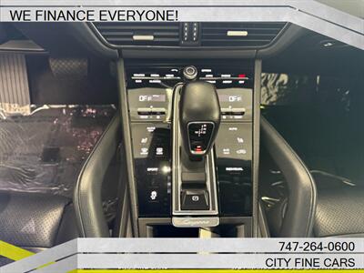 2020 Porsche Cayenne   - Photo 24 - Panorama City, CA 91402