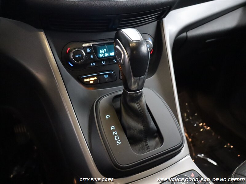 2016 Ford Escape SE - Photo 22 - Panorama City, CA 91402