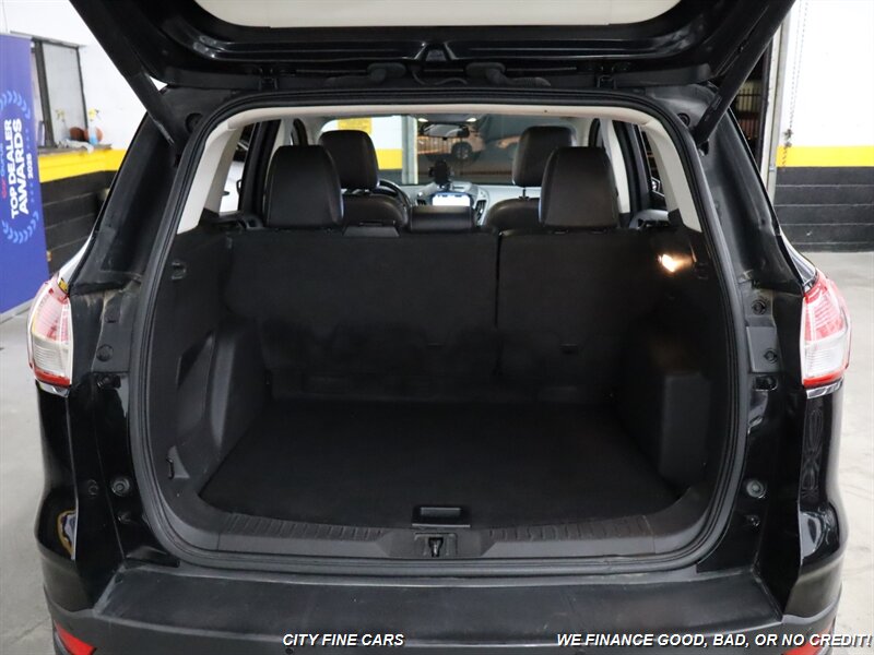 2016 Ford Escape SE - Photo 27 - Panorama City, CA 91402