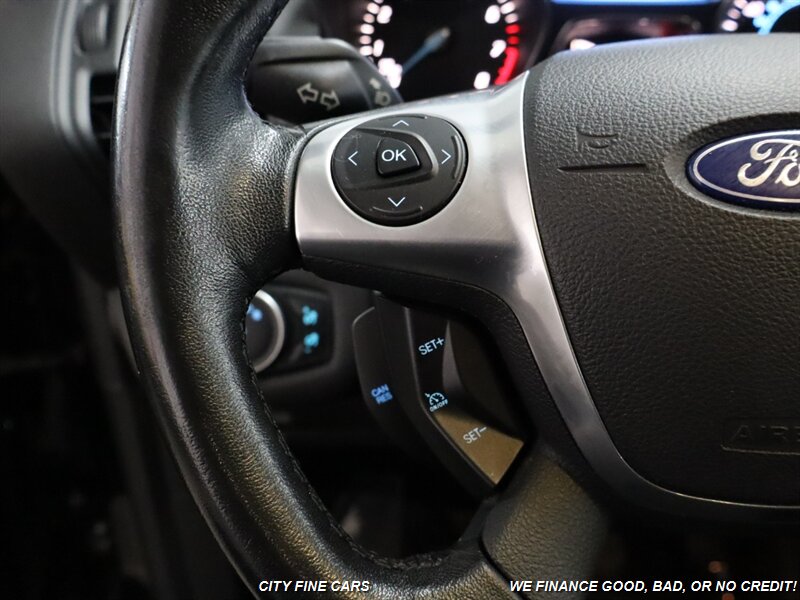 2016 Ford Escape SE - Photo 16 - Panorama City, CA 91402