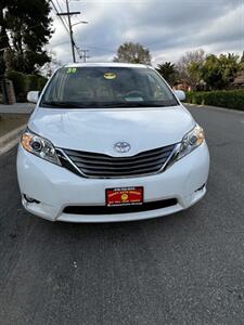2014 Toyota Sienna Limited 7-Passenger   - Photo 8 - Panorama City, CA 91402