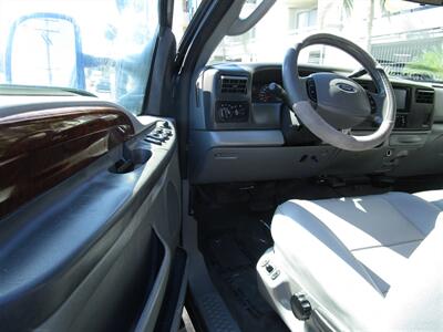 2004 Ford F-250 XLT   - Photo 9 - Panorama City, CA 91402
