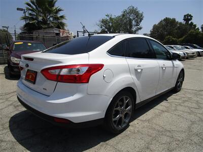 2012 Ford Focus SEL   - Photo 5 - Panorama City, CA 91402