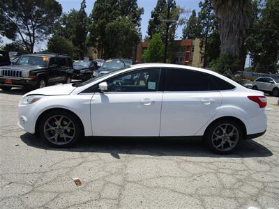 2012 Ford Focus SEL   - Photo 2 - Panorama City, CA 91402