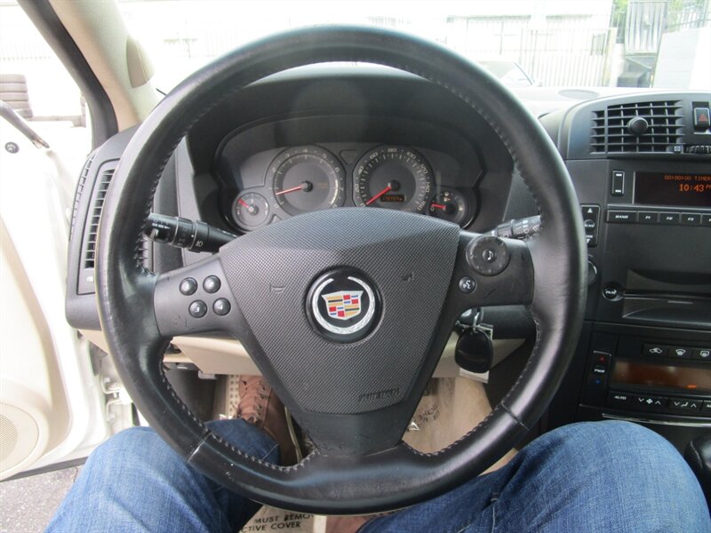 2004 Cadillac CTS photo