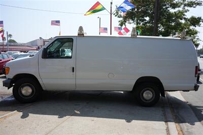 2006 Ford E-350 SD - Photo 2 - Panorama City, CA 91402