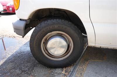 2006 Ford E-350 SD - Photo 33 - Panorama City, CA 91402