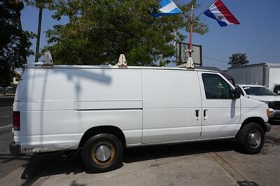 2006 Ford E-350 SD - Photo 12 - Panorama City, CA 91402