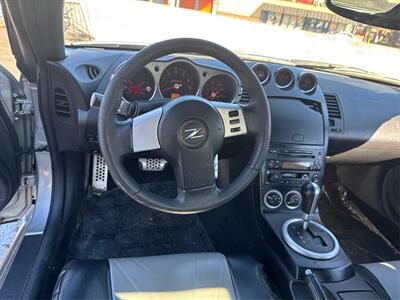 2004 Nissan 350Z Touring   - Photo 17 - North Hills, CA 91343