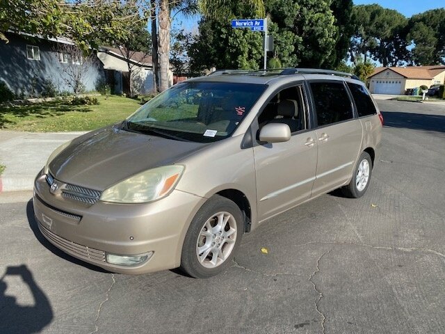 2004 Toyota Sienna XLE Limited 7 Passen  