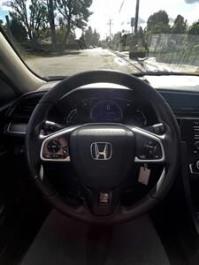 2020 Honda Civic LX   - Photo 14 - Panorama City, CA 91402