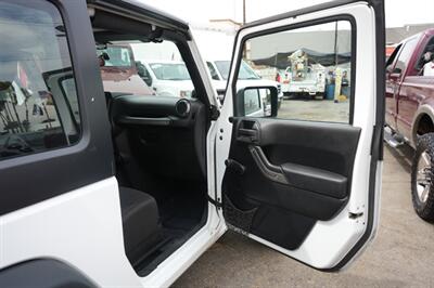 2014 Jeep Wrangler Sport   - Photo 14 - Panorama City, CA 91402