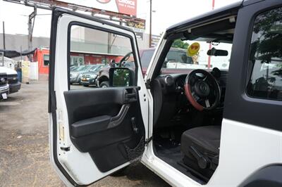 2014 Jeep Wrangler Sport   - Photo 9 - Panorama City, CA 91402