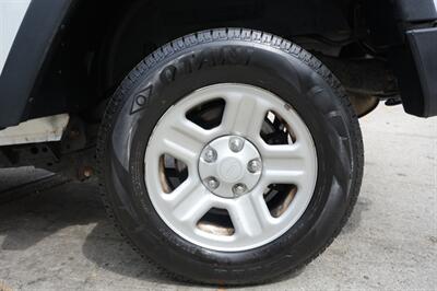 2014 Jeep Wrangler Sport   - Photo 18 - Panorama City, CA 91402