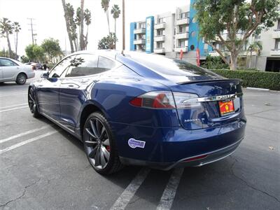 2015 Tesla Model S P85D   - Photo 3 - Panorama City, CA 91402