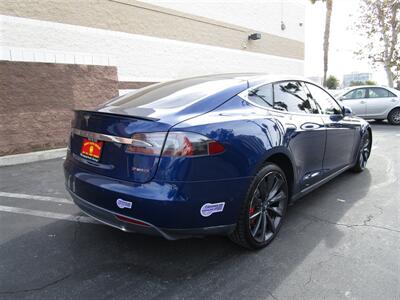2015 Tesla Model S P85D   - Photo 5 - Panorama City, CA 91402