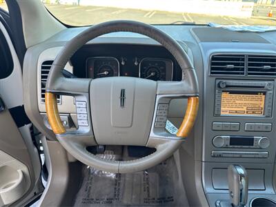 2007 Lincoln MKX   - Photo 17 - North Hills, CA 91343