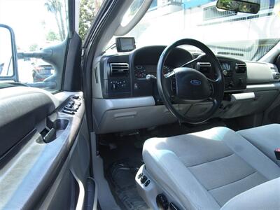 2006 Ford F-350 XL   - Photo 19 - Panorama City, CA 91402