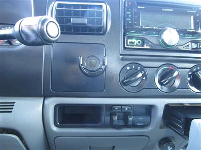 2006 Ford F-350 XL   - Photo 13 - Panorama City, CA 91402