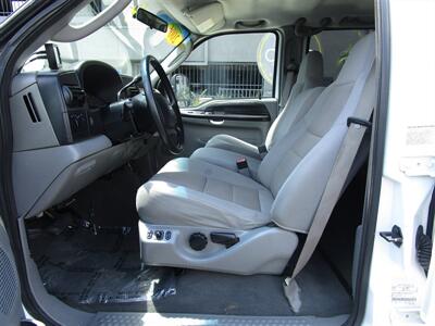 2006 Ford F-350 XL   - Photo 18 - Panorama City, CA 91402