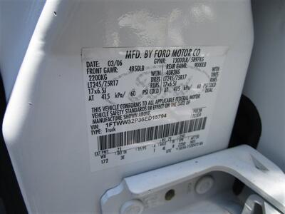 2006 Ford F-350 XL   - Photo 20 - Panorama City, CA 91402