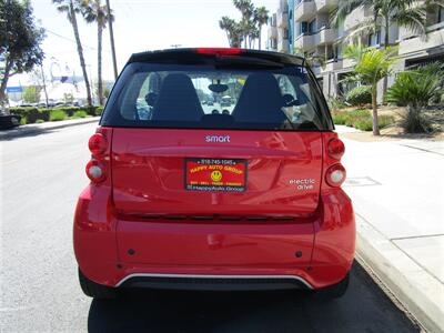 2014 Smart fortwo electric drive passion   - Photo 4 - Panorama City, CA 91402