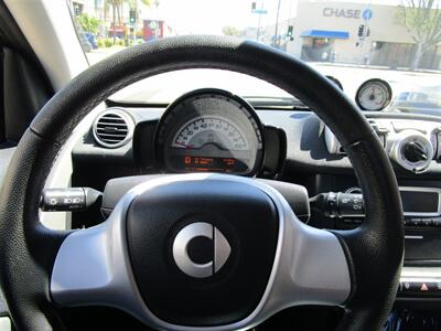 2014 Smart fortwo electric drive passion   - Photo 14 - Panorama City, CA 91402