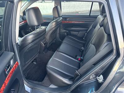2011 Subaru Outback 3.6R Limited   - Photo 10 - North Hills, CA 91343