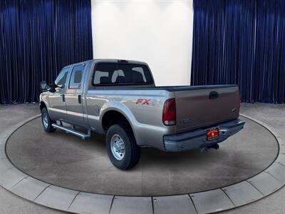 2004 Ford F-250 Lariat   - Photo 7 - North Hills, CA 91343