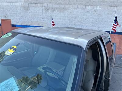 2004 Ford F-250 Lariat   - Photo 12 - North Hills, CA 91343