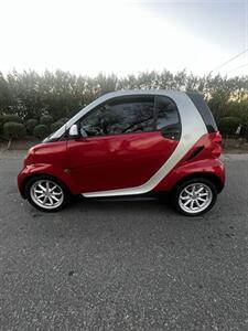 2010 Smart fortwo passion   - Photo 2 - Panorama City, CA 91402