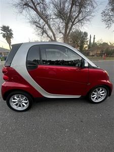 2010 Smart fortwo passion   - Photo 6 - Panorama City, CA 91402