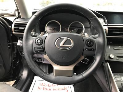 2015 Lexus IS   - Photo 13 - Galloway, OH 43119