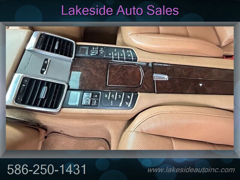 2010 Porsche Panamera Turbo   - Photo 15 - Clinton Township, MI 48036