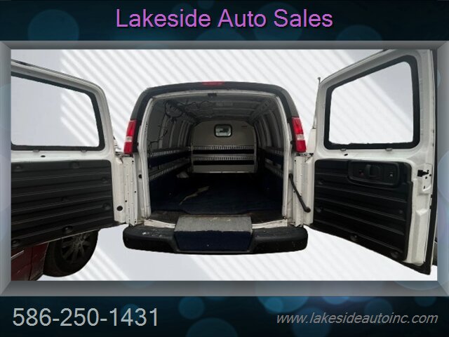 2019 Chevrolet Express 2500 - Photo 8 - Clinton Township, MI 48036