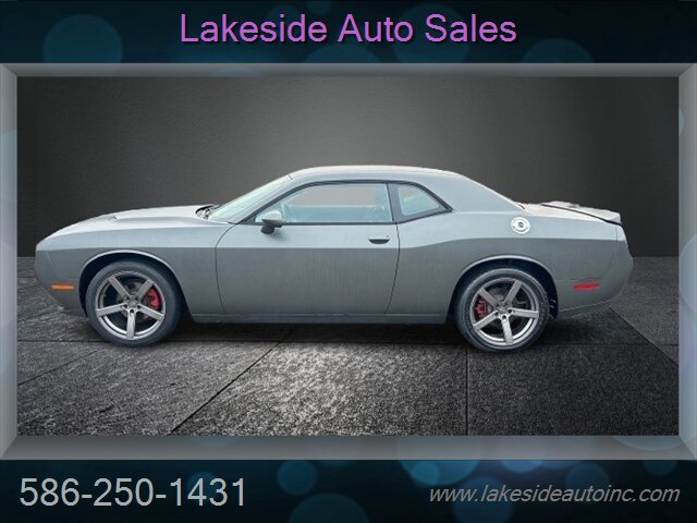 2015 Dodge Challenger SXT - Photo 3 - Clinton Township, MI 48036