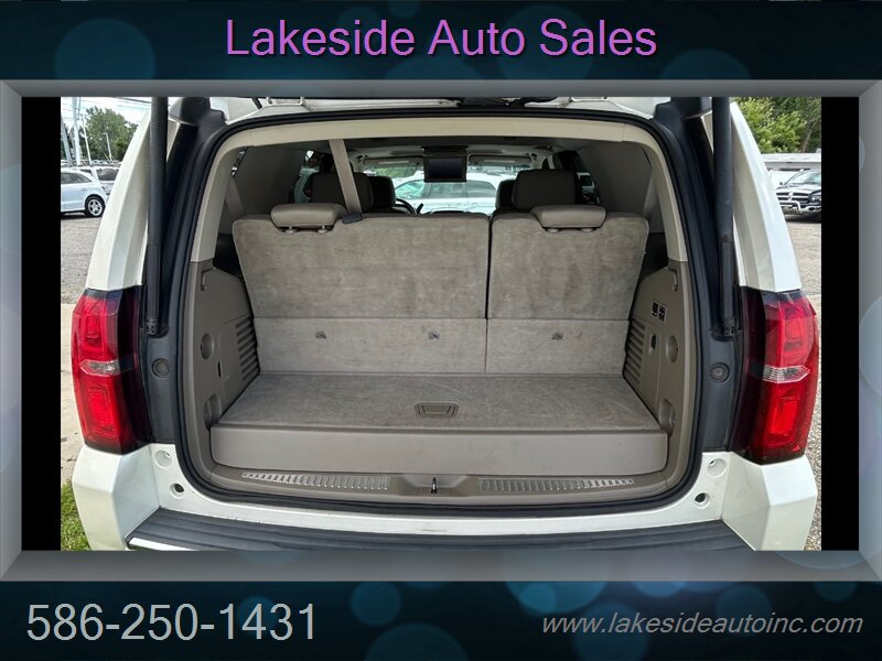 2015 Chevrolet Tahoe LTZ   - Photo 5 - Clinton Township, MI 48036