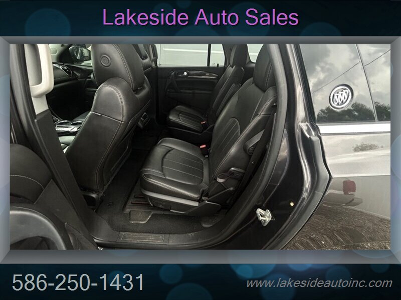 2016 Buick Enclave Premium   - Photo 8 - Clinton Township, MI 48036