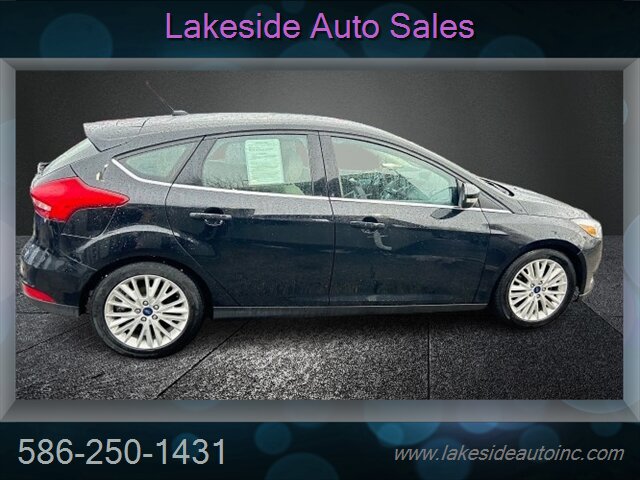 2016 Ford Focus Titanium   - Photo 4 - Clinton Township, MI 48036