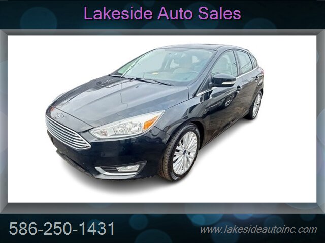 2016 Ford Focus Titanium   - Photo 10 - Clinton Township, MI 48036