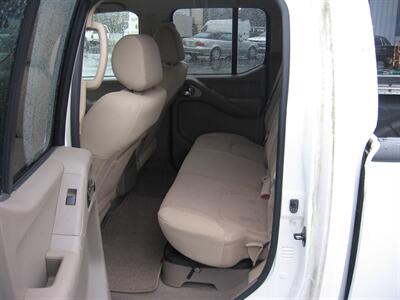 2008 Nissan Frontier SE V6 - Photo 8 - Portland, OR 97220
