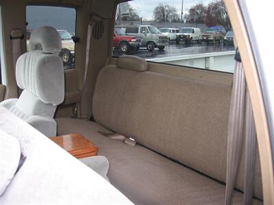 1995 Chevrolet C2500 Cheyenne - Photo 8 - Portland, OR 97220