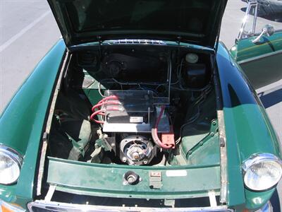 1972 MGB Roadster   - Photo 9 - Portland, OR 97220