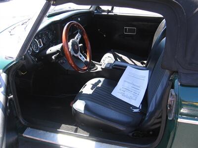 1972 MGB Roadster   - Photo 7 - Portland, OR 97220