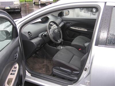 2009 Toyota Yaris - Photo 7 - Portland, OR 97220