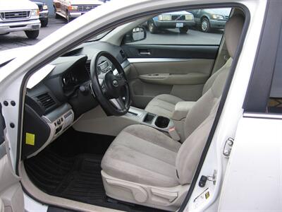 2011 Subaru Outback 2.5i - Photo 7 - Portland, OR 97220