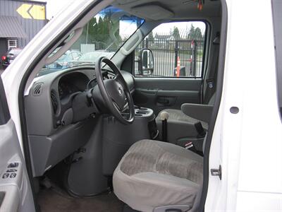 2003 Ford Econoline Passenger Van - Photo 7 - Portland, OR 97220